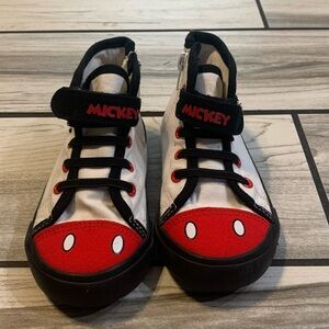 Kids Mickey Mouse shoes